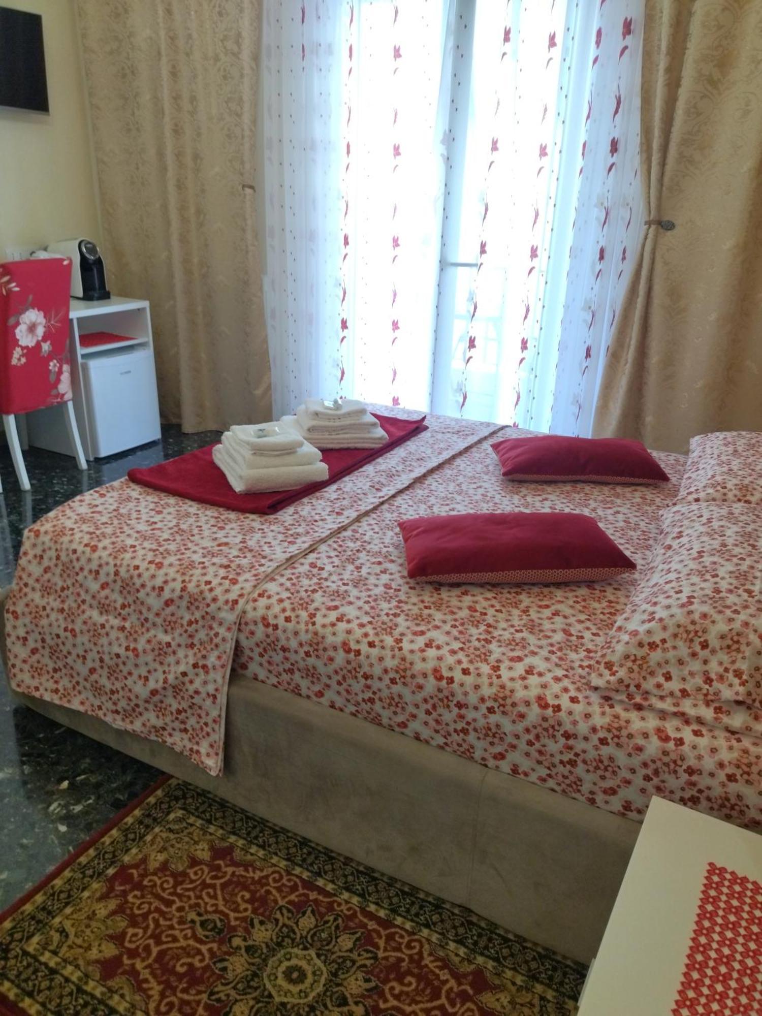 La Casa Di Sonia Ξενοδοχείο Σαβόνα Εξωτερικό φωτογραφία